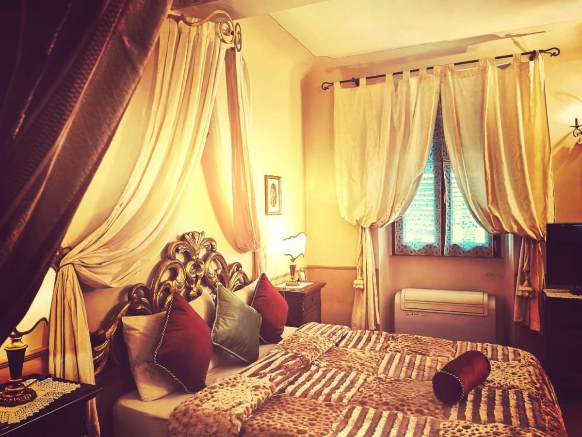 Classic Style In Center Apartamento